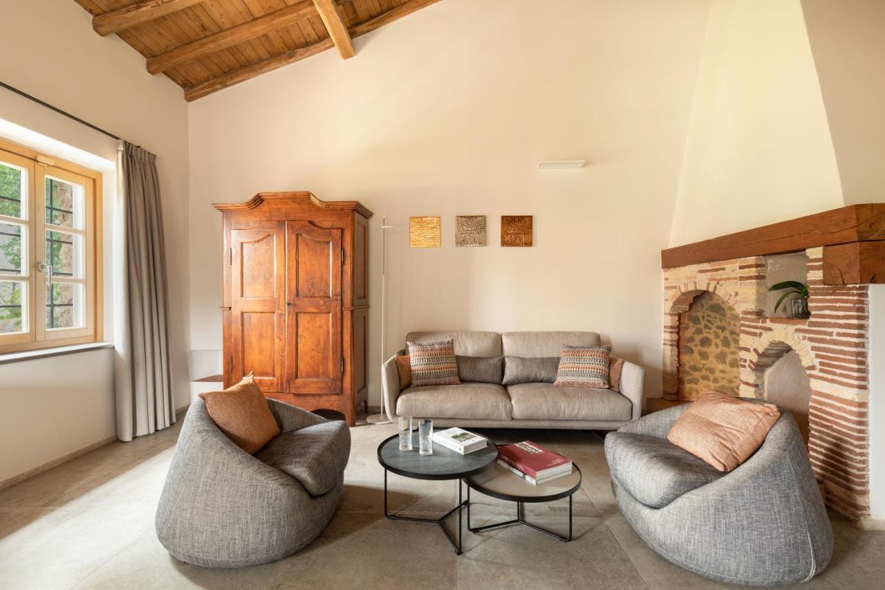 ホテル Antico Borgo Molino 7Cento Vicino Ai Giardini Di Ninfa Cori エクステリア 写真