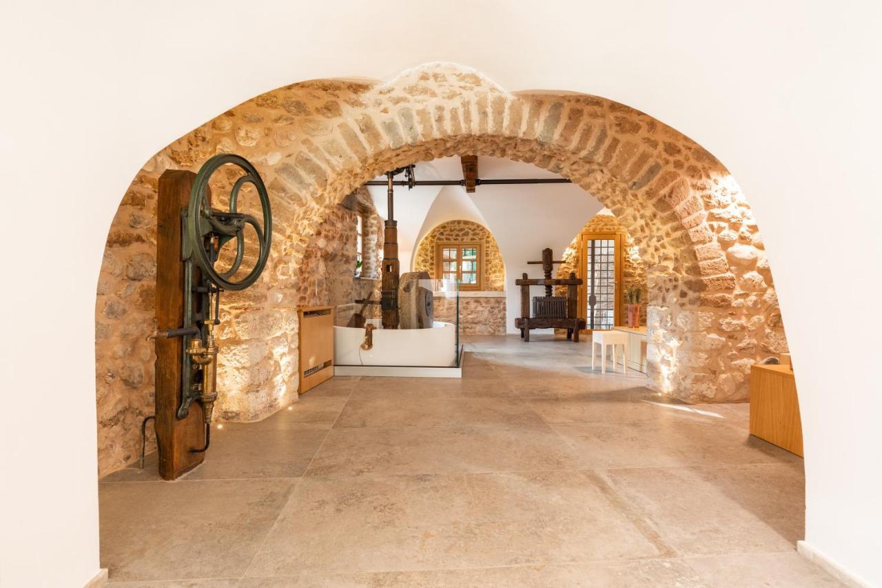 ホテル Antico Borgo Molino 7Cento Vicino Ai Giardini Di Ninfa Cori エクステリア 写真