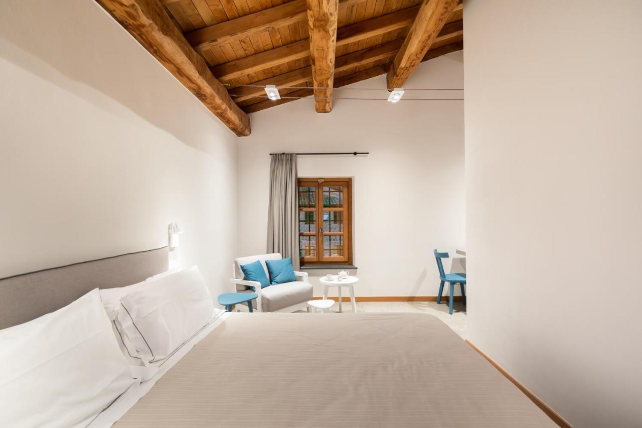 ホテル Antico Borgo Molino 7Cento Vicino Ai Giardini Di Ninfa Cori エクステリア 写真