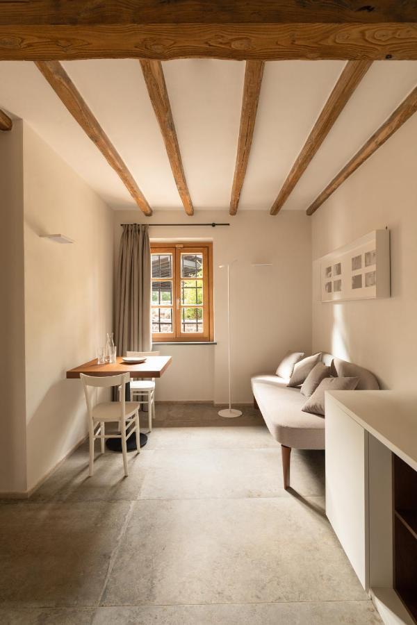 ホテル Antico Borgo Molino 7Cento Vicino Ai Giardini Di Ninfa Cori エクステリア 写真