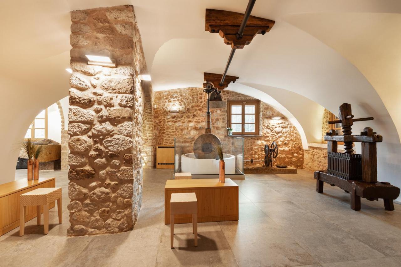 ホテル Antico Borgo Molino 7Cento Vicino Ai Giardini Di Ninfa Cori エクステリア 写真