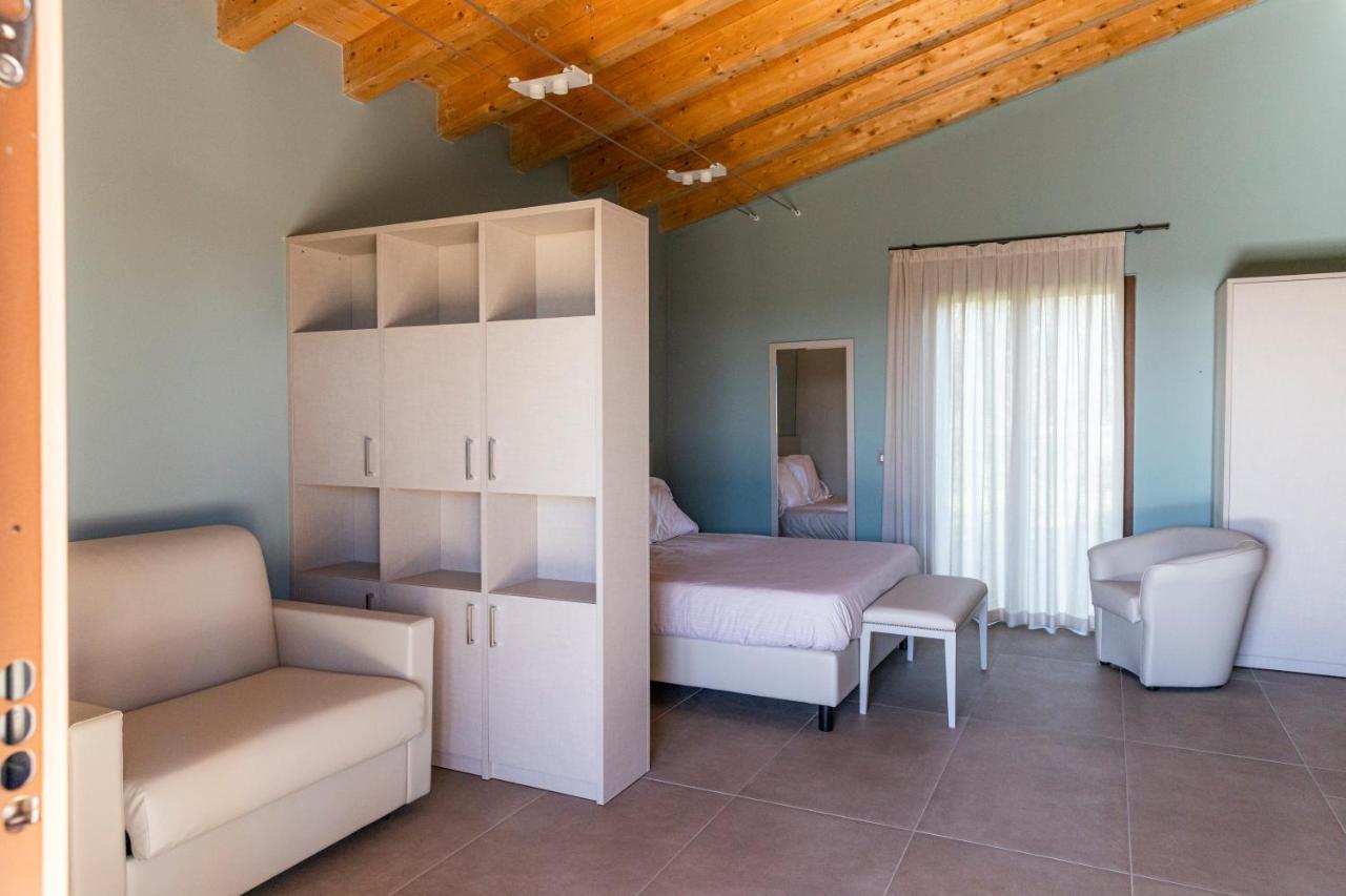 ホテル Antico Borgo Molino 7Cento Vicino Ai Giardini Di Ninfa Cori エクステリア 写真